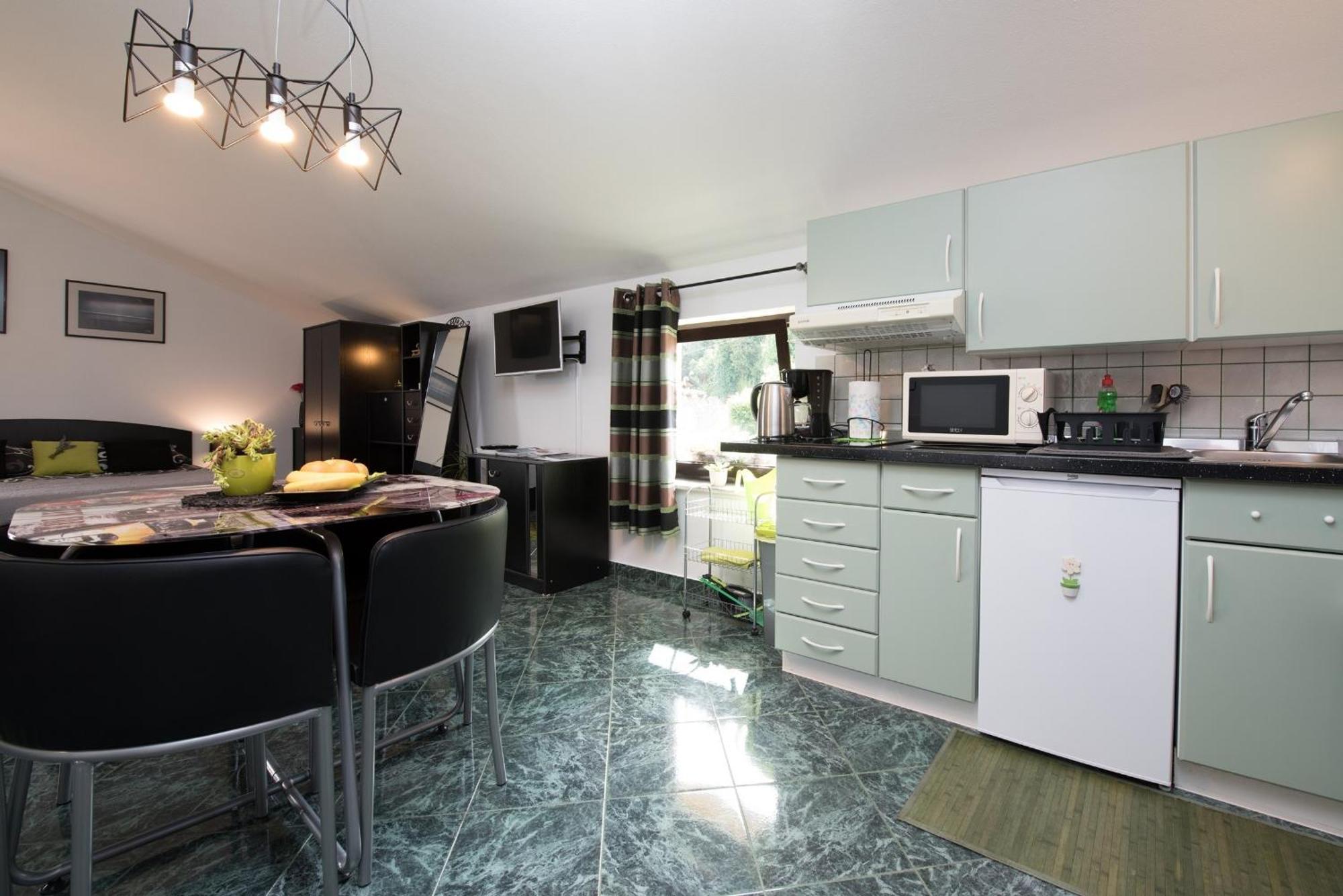 Apartments Villa Zara Lovran Cameră foto
